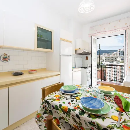 Trilocale Con Vista - 10 Min Centro 제노바